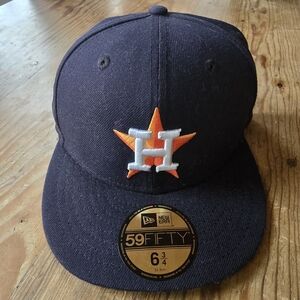 New Era 59FIFTY Dark Blue Cap with Orange Star and White H